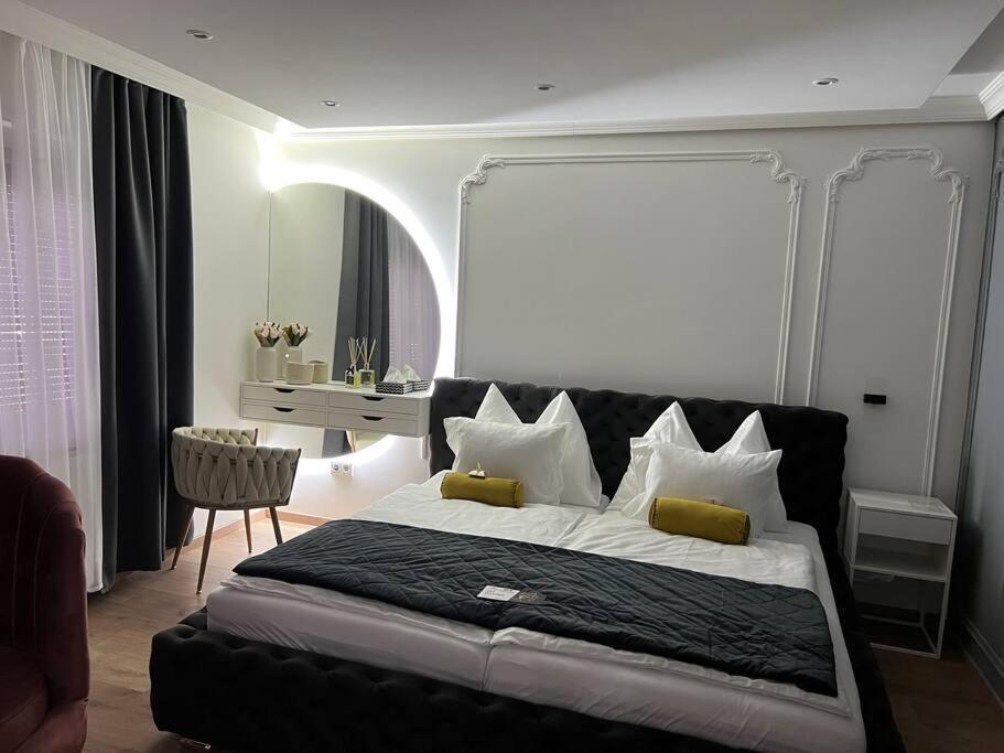 Traum Wohnung Mit Kingsize-Bett Graz Exterior photo